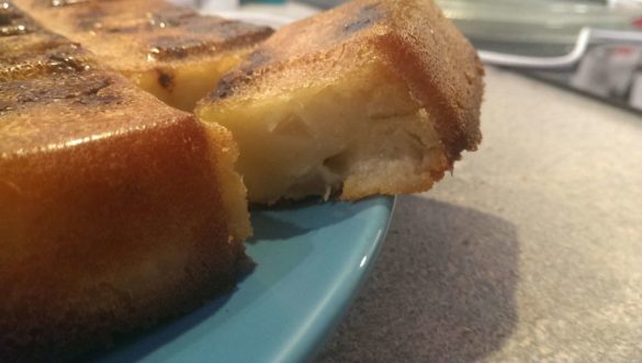 Gâteau chocolat, poire & amandes