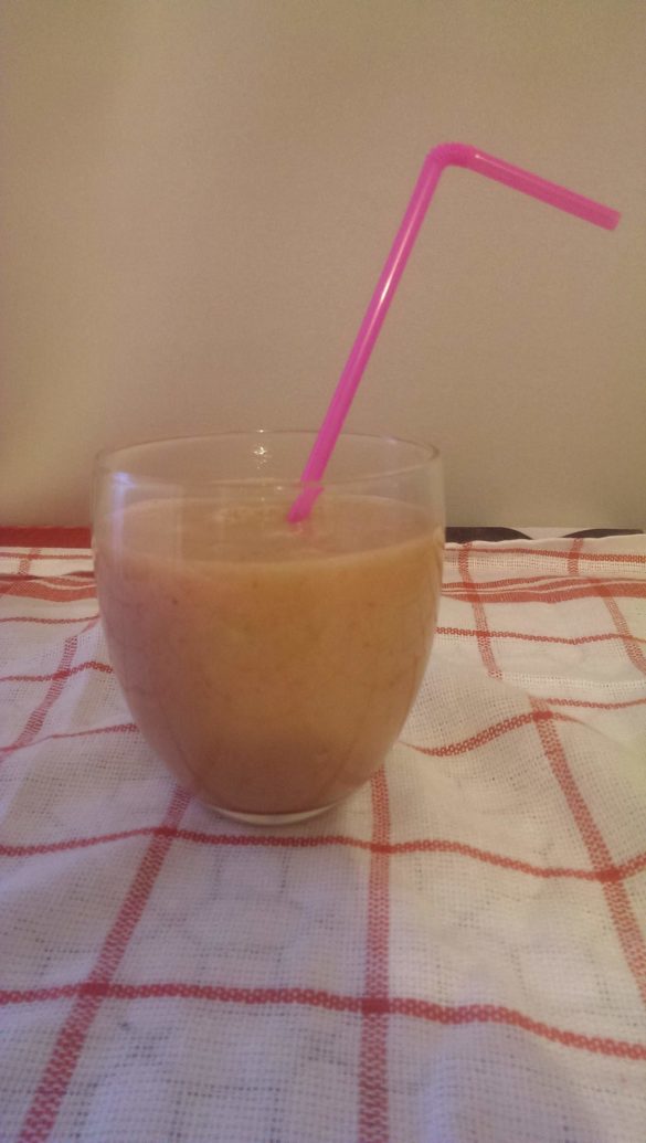 smoothie banane pastèque mangue