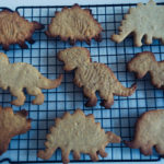 Biscuits dinosaurus faits maison